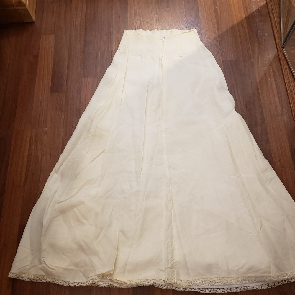 Wedding gown slip elastic waste with zipper off white